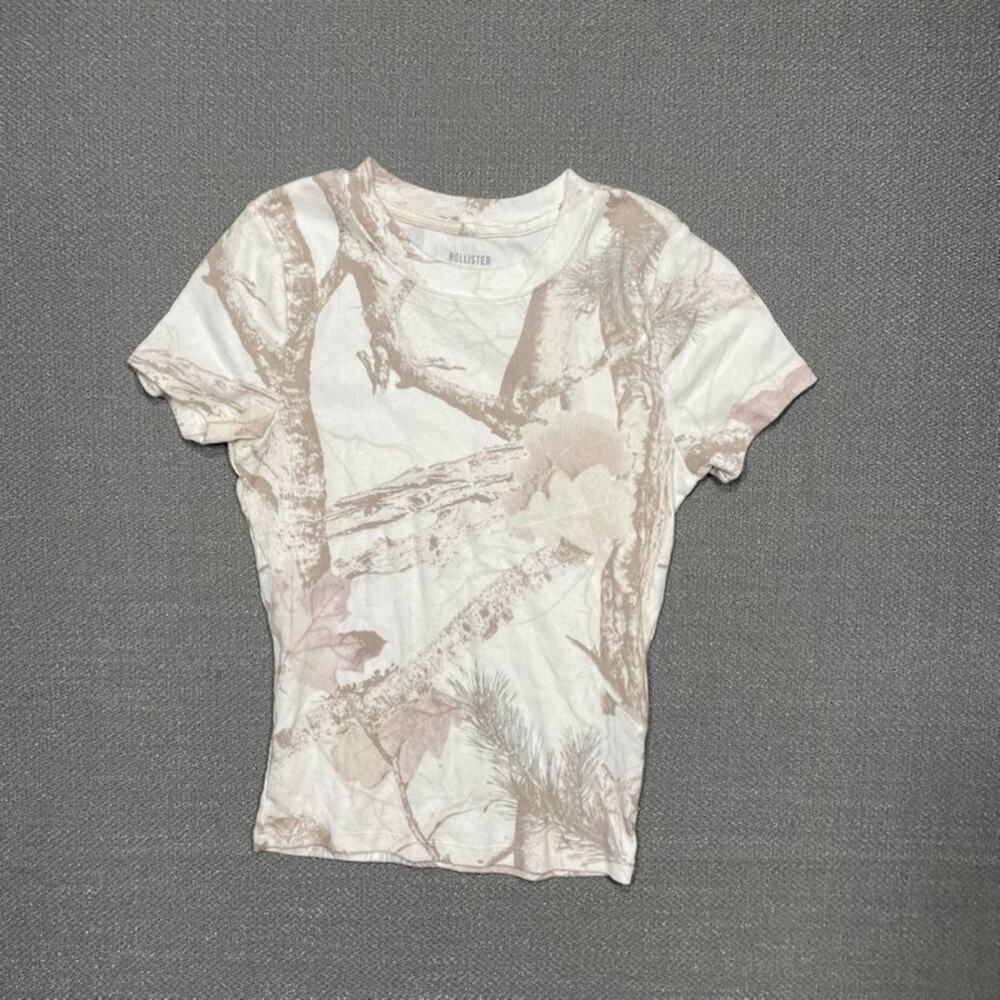 Hollister Baby T Crop Top Sz L Butterfly Embroidered Boho Chic Staple T-shirt